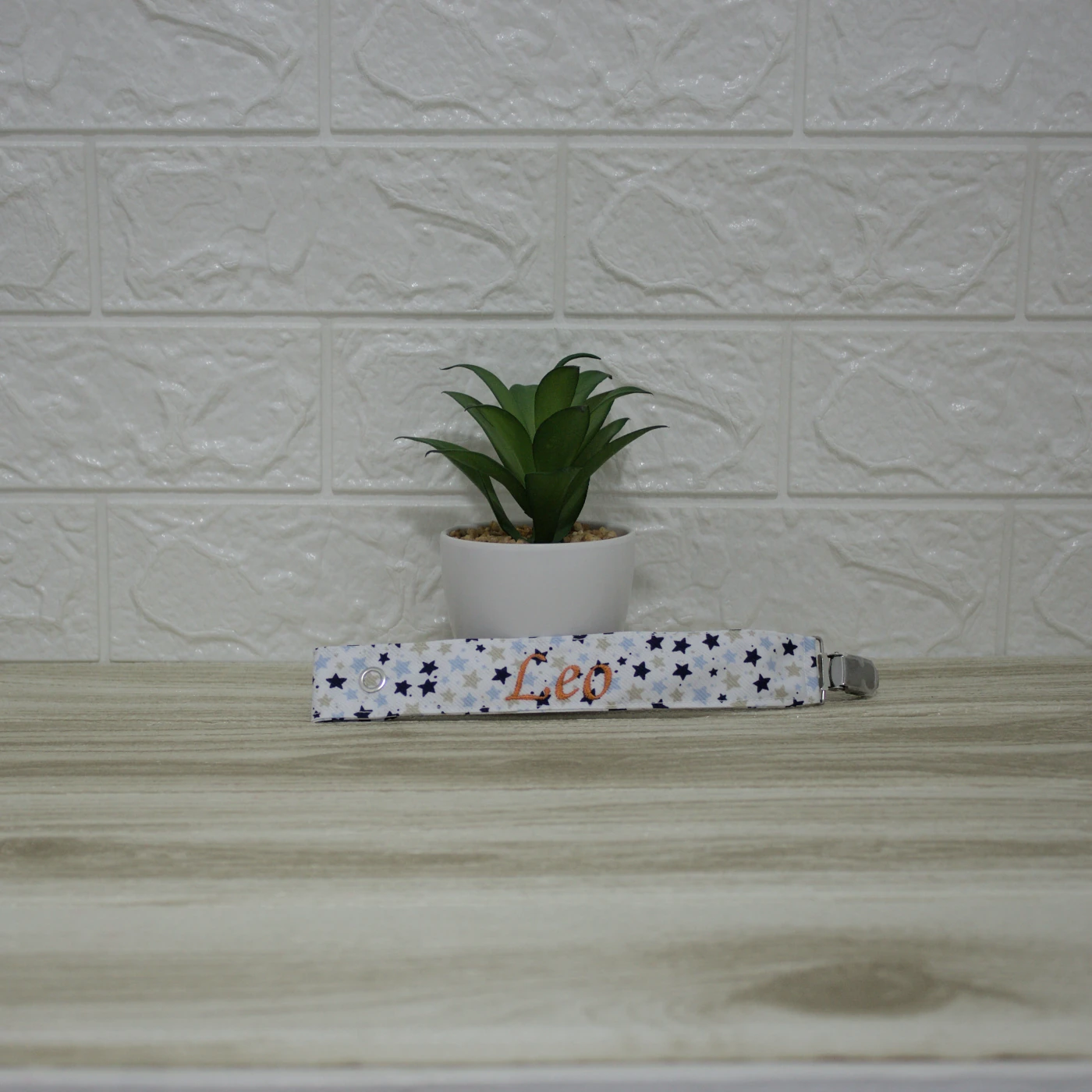 chupetero de tela personalizado bordado estampado estrellas azul