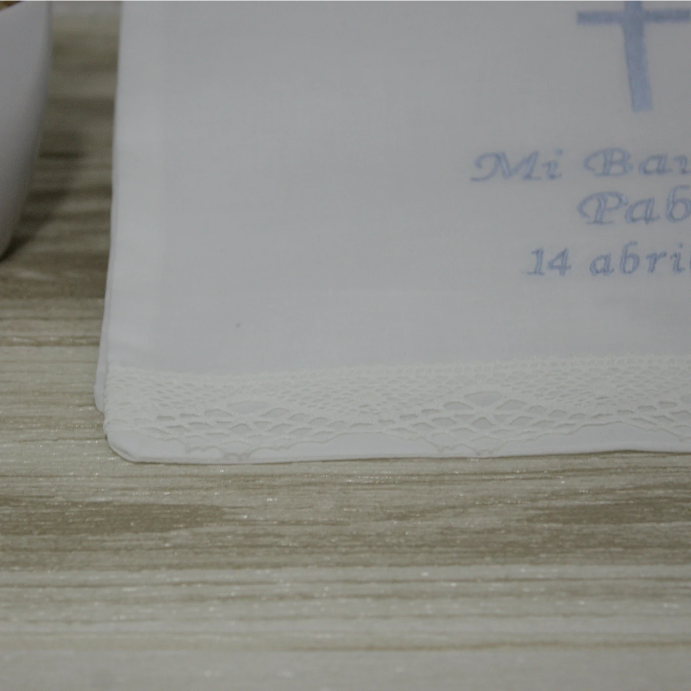 pañuelo bautizo personalizado cruz y datos del bebe