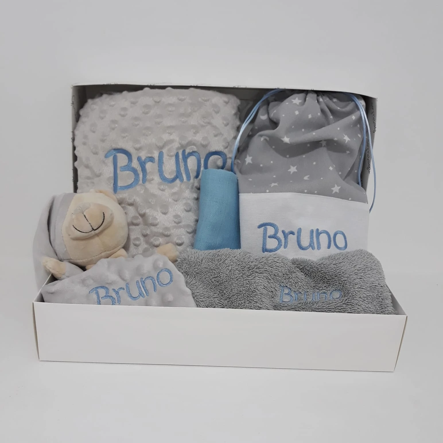 canastilla nacimiento personalizada bordada